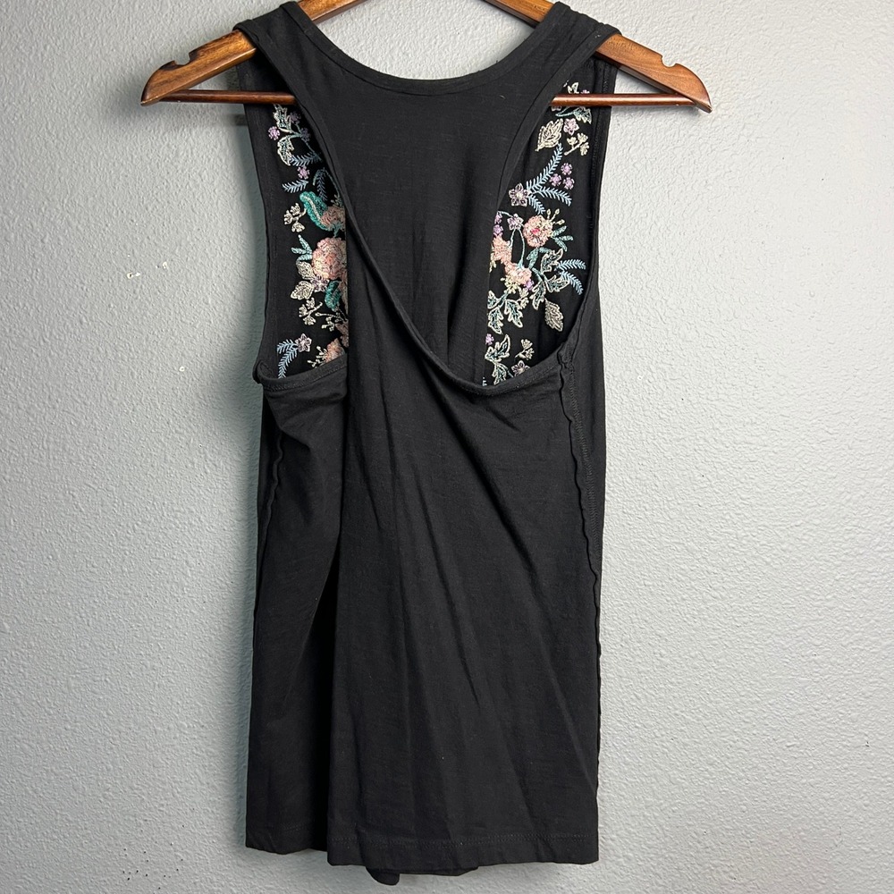 NWT Sundance Flowers in Bloom Black Embroidered‎ Racerback Twist Tank Top Sm - Picture 3 of 11